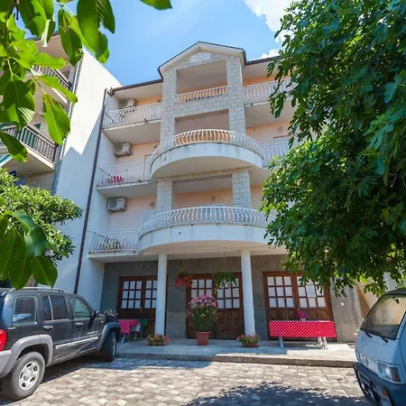 Apartment Ana Makarska Exterior photo