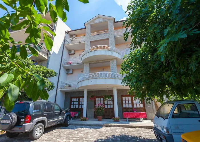 Apartment Ana